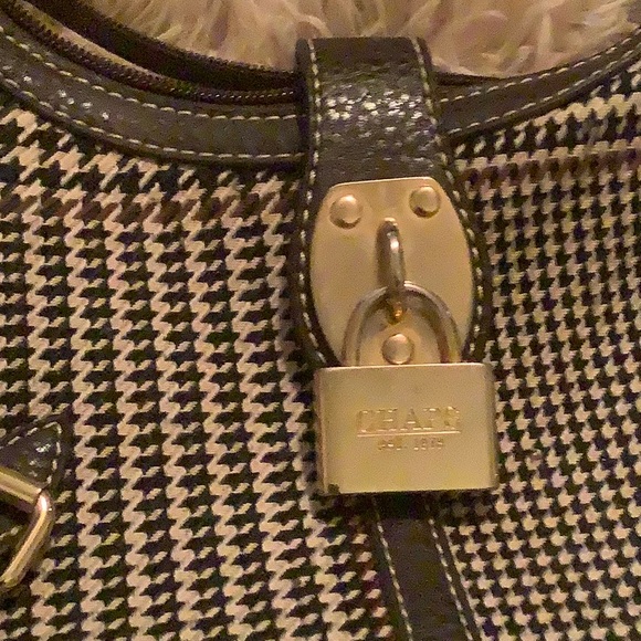 Chaps shoulder bag - Picture 2 of 8